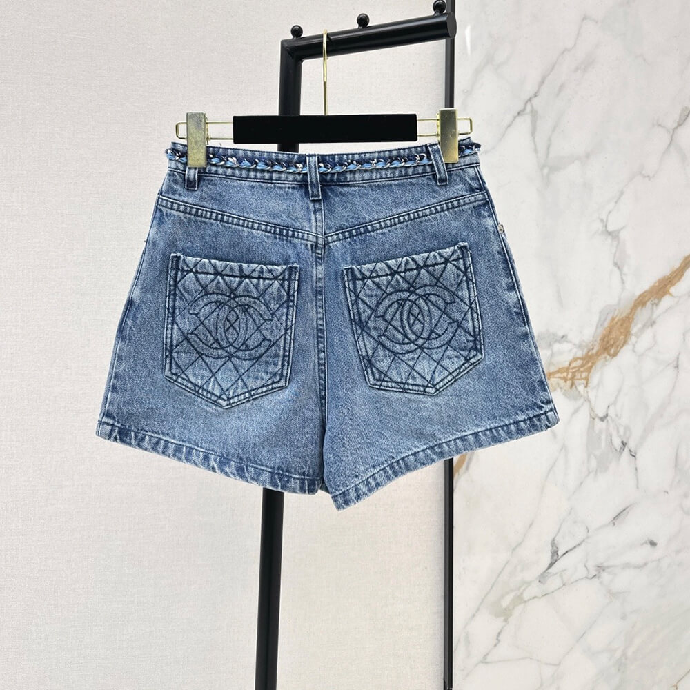 Ch**el WOMEN SHORTS(size:S|M|L)