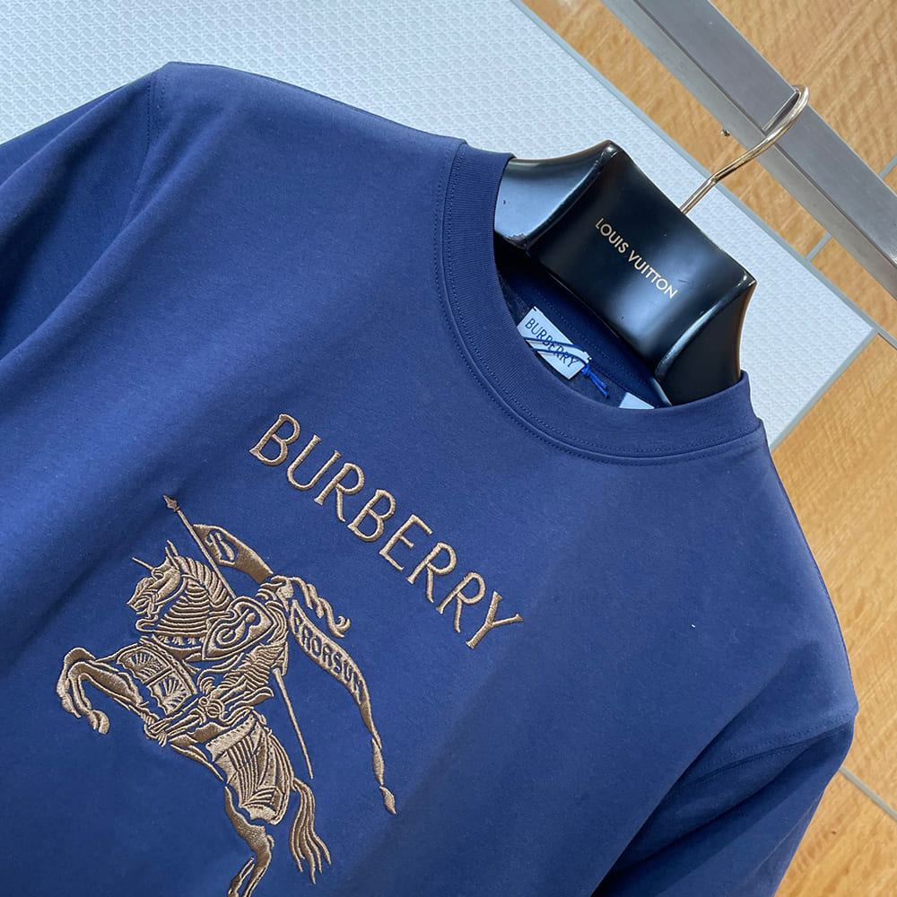 Bv*b*rry UNISEX SHIRT(size:S|M|L|XL|XXL)