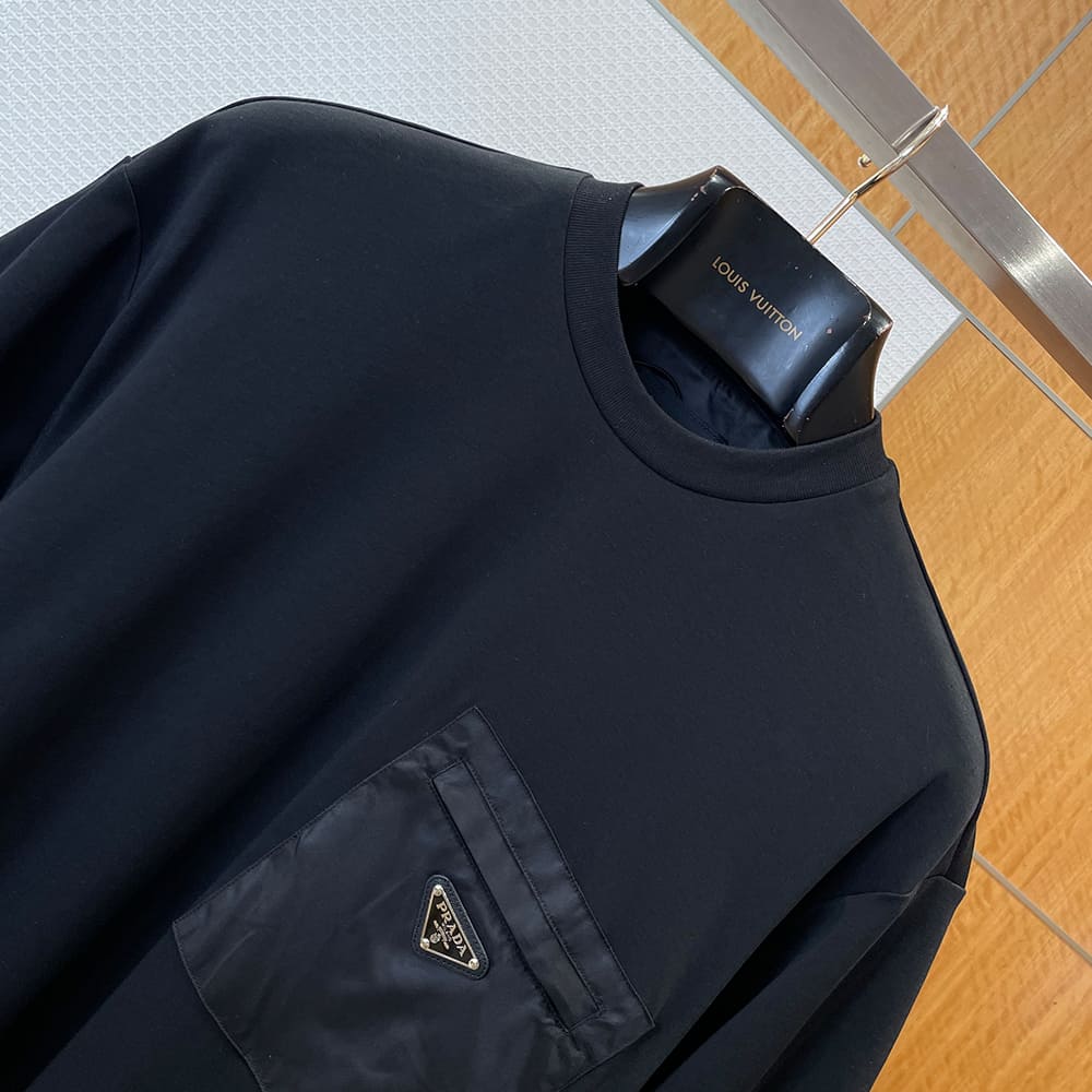 Pra*a UNISEX SHIRT(size:S|M|L|XL)