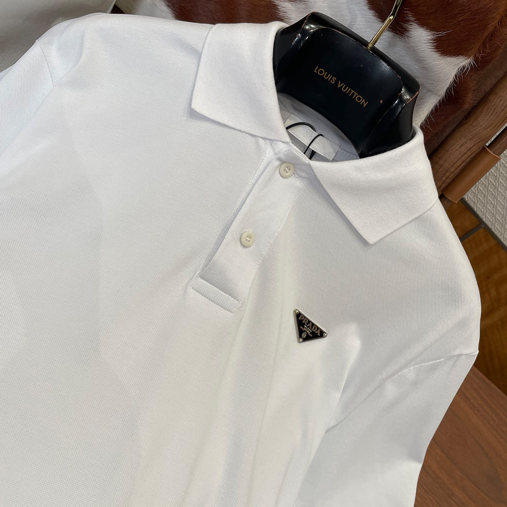 Pra*a UNISEX SHIRT(size:S|M|L|XL)