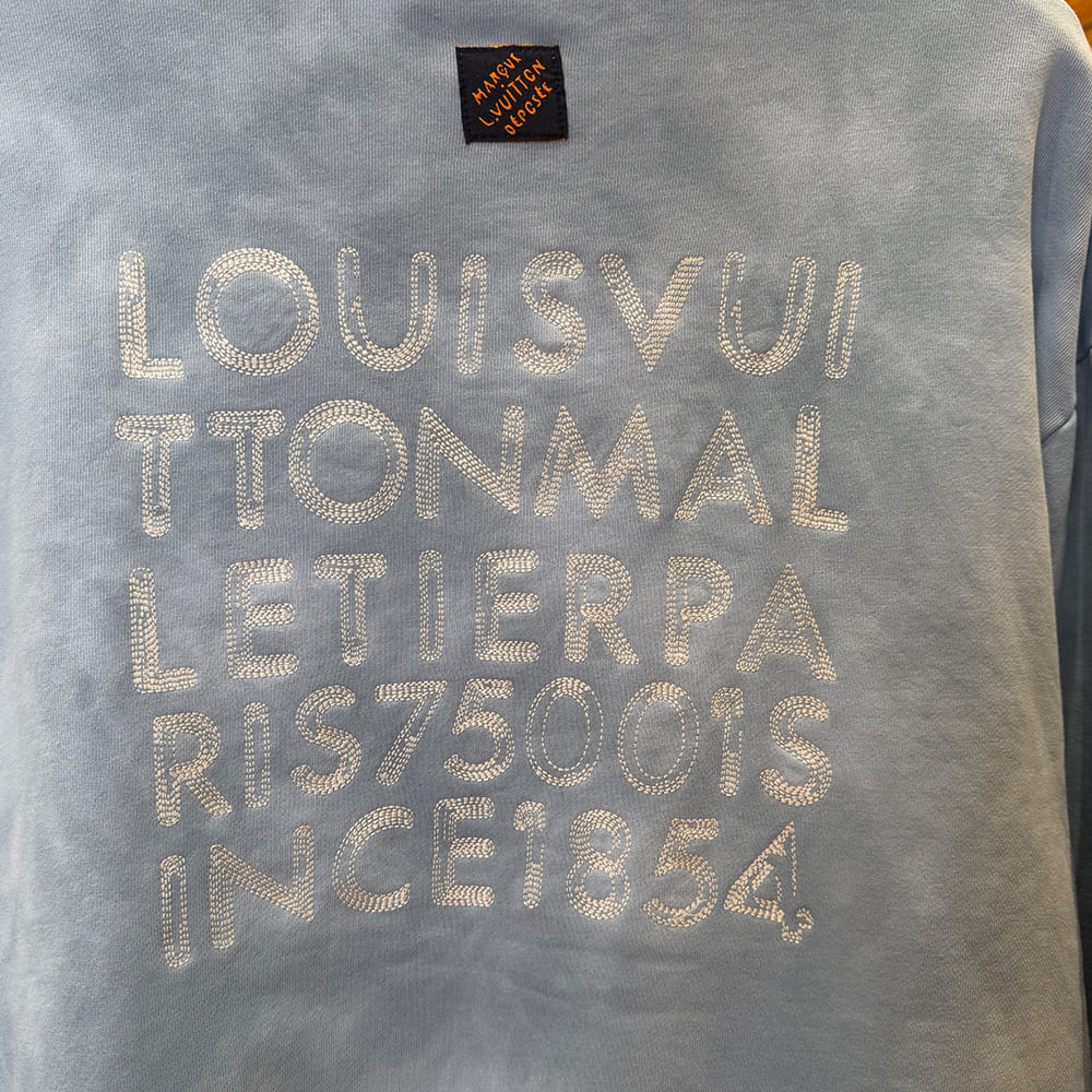 LV UNISEX SHIRT(size:XS|S|M|L)