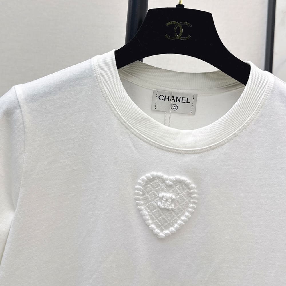 Ch**el WOMEN SHIRT(size:S|M|L)