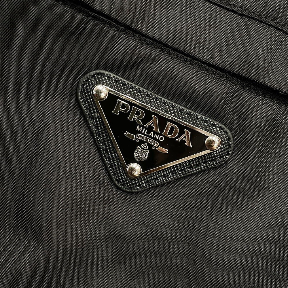 Pra*a UNISEX SHIRT(size:S|M|L|XL)
