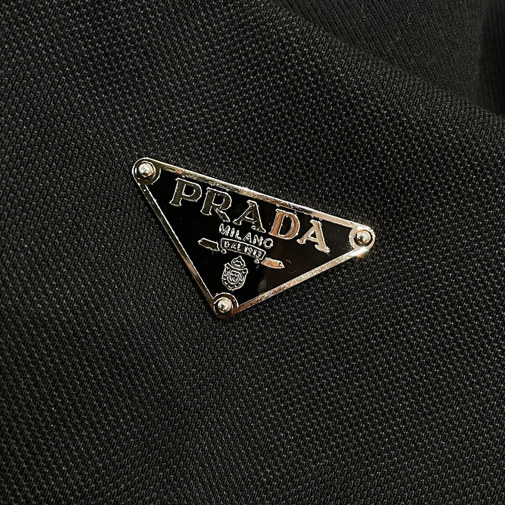 Pra*a UNISEX SHIRT(size:S|M|L|XL)
