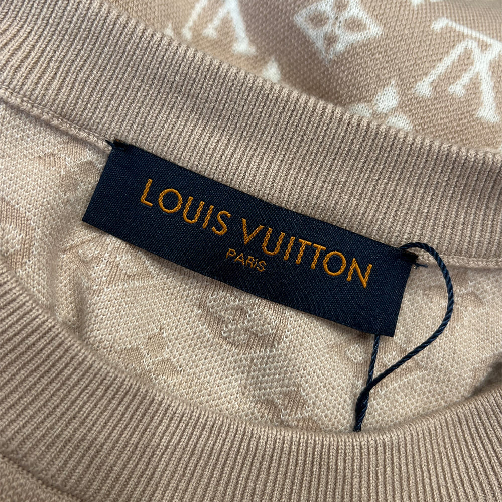 LV UNISEX SHIRT(size:S|M|L|XL|XXL)