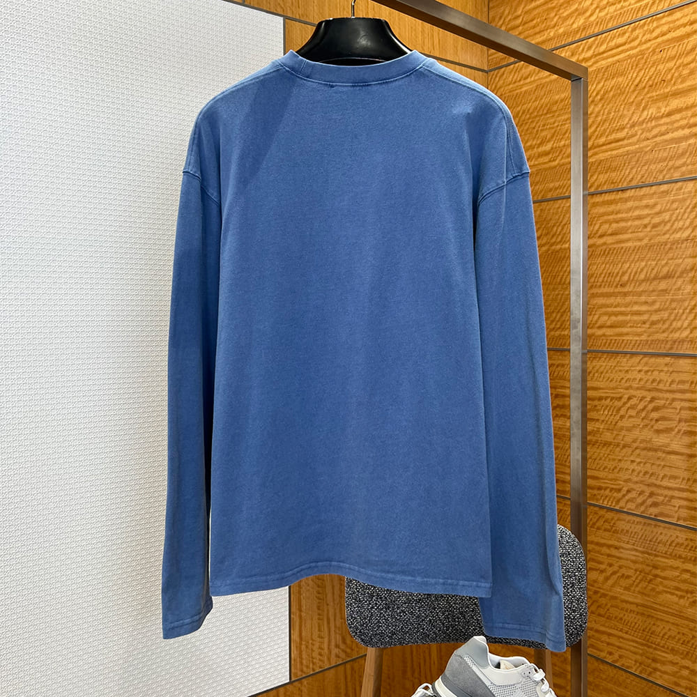 Pra*a UNISEX SHIRT(size:S|M|L)