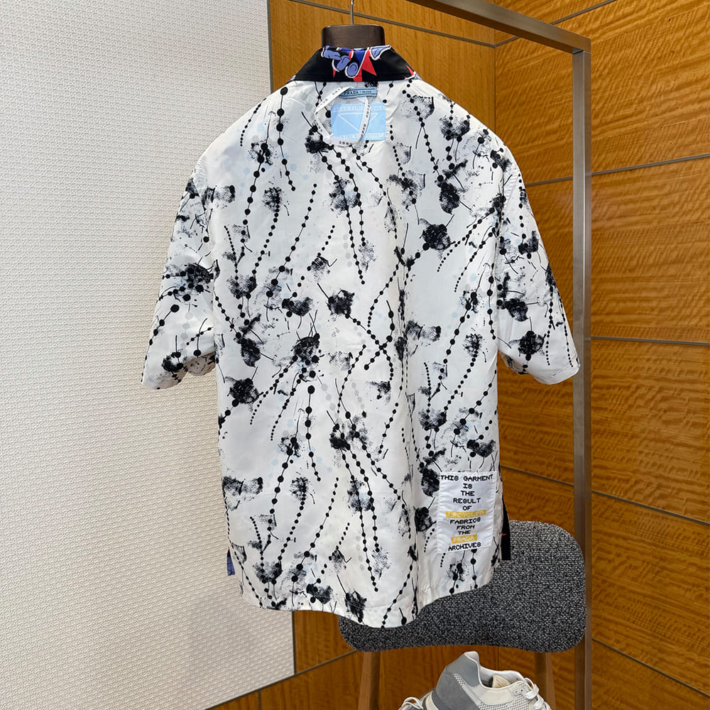 Pra*a UNISEX REVERSIBLE SHIRT(size:S|M|L|XL)