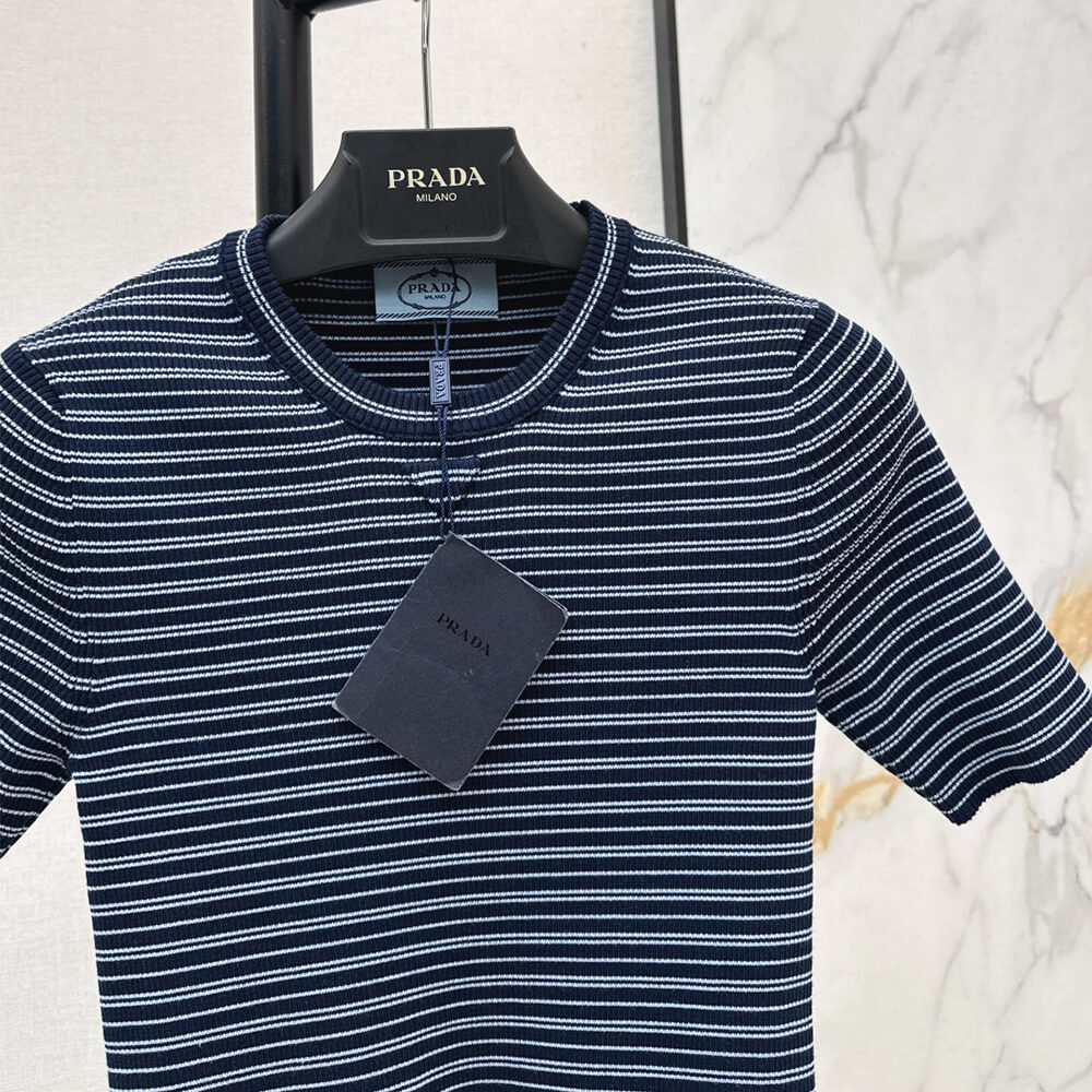 Pra*a WOMEN SHIRT(size:S|M|L)