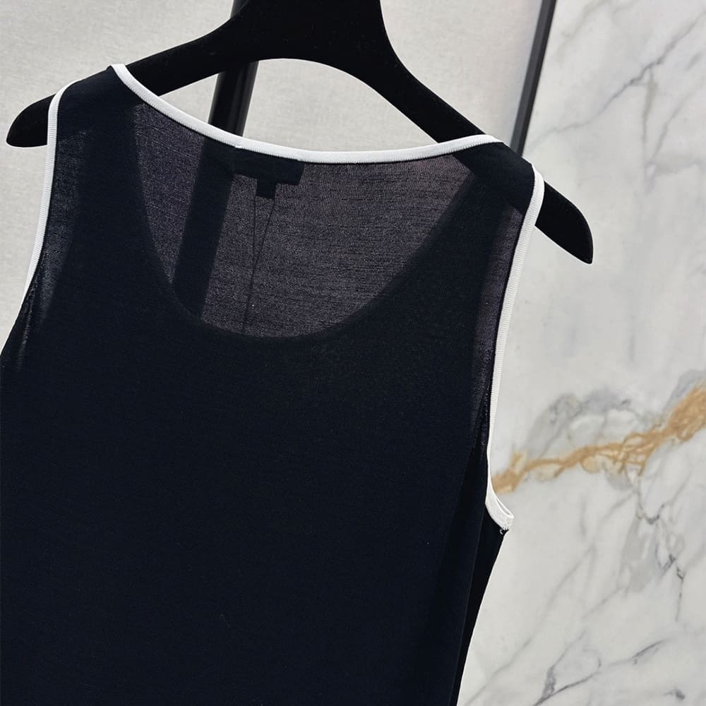 Ch**el WOMEN SHIRT(size:S|M|L)