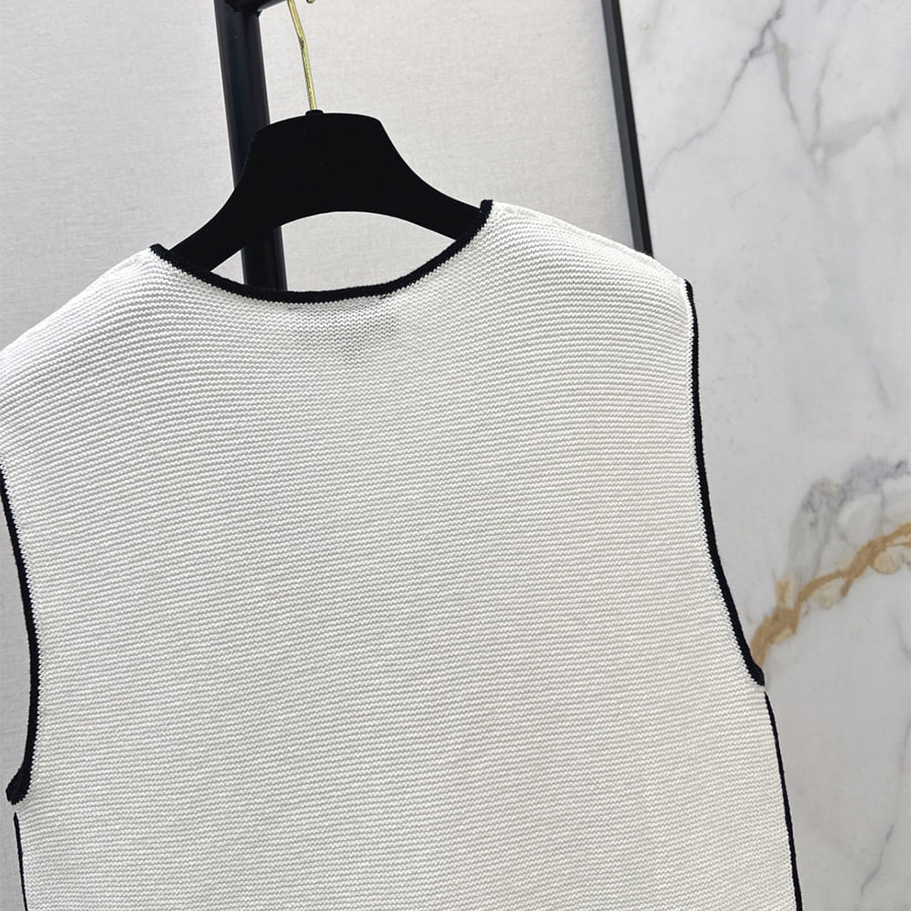 Ch**el WOMEN SHIRT(size:S|M|L)