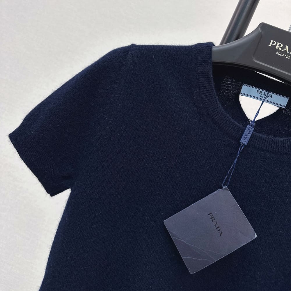 Pra*a WOMEN SHIRT(size:S|M|L)