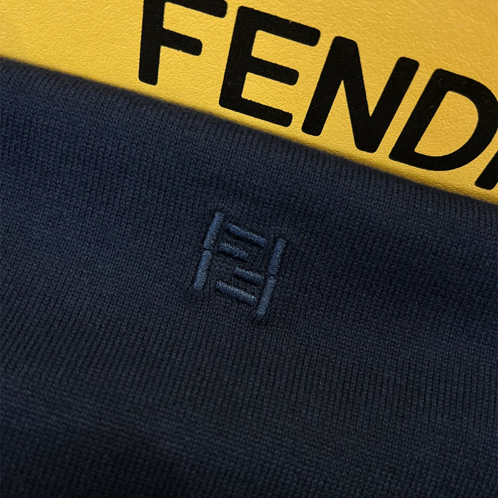 F**di UNISEX SHIRT(size:S|M|L|XL)
