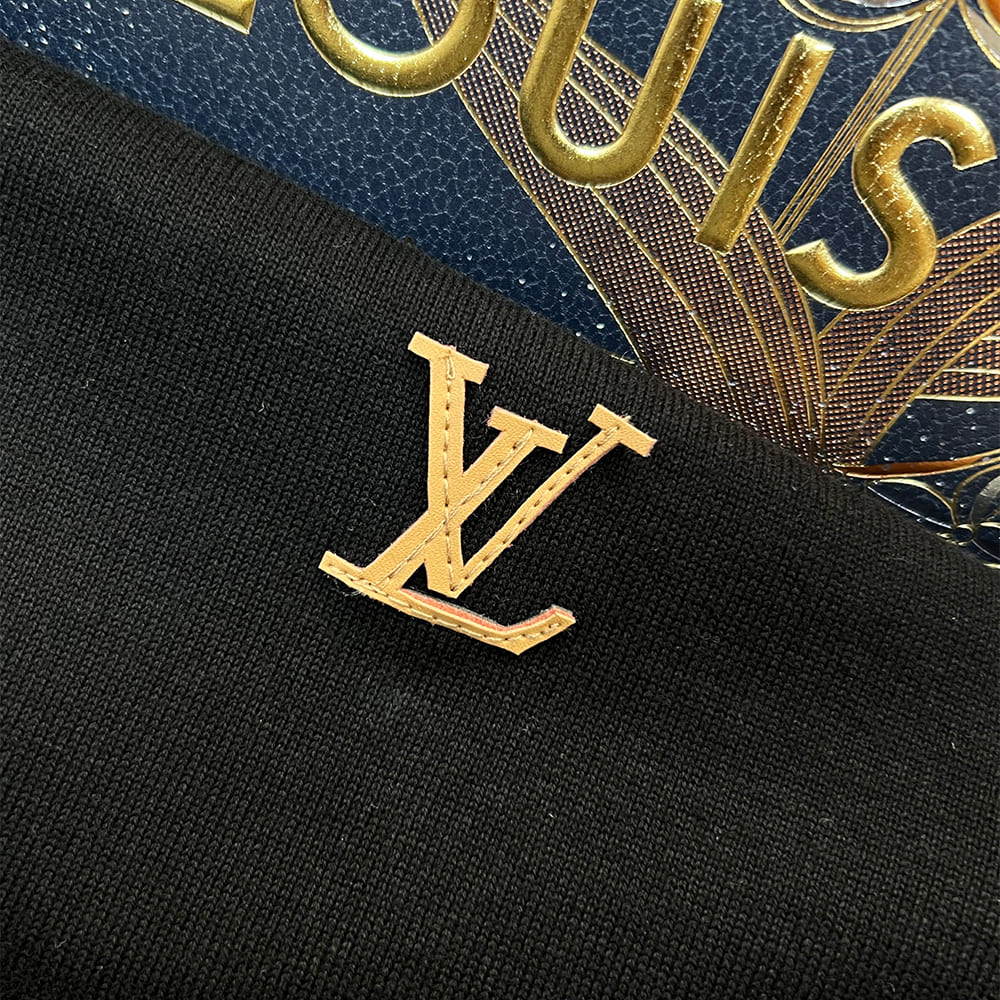 LV UNISEX SHIRT(size:S|M|L|XL)