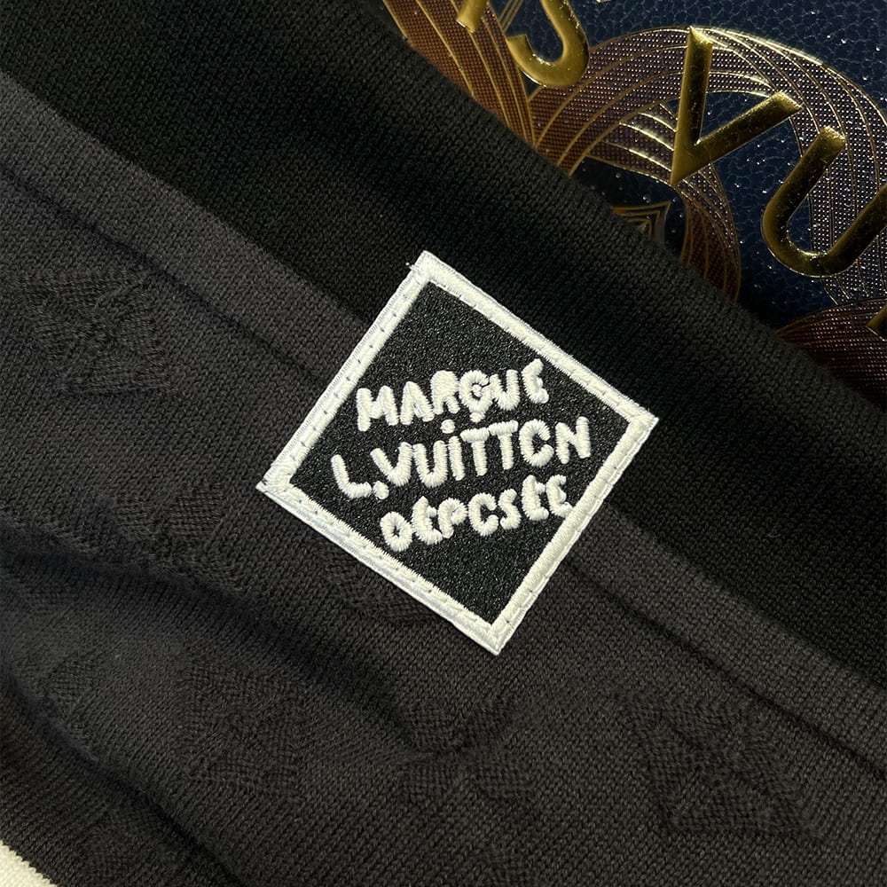 LV UNISEX SHIRT(size:S|M|L|XL)