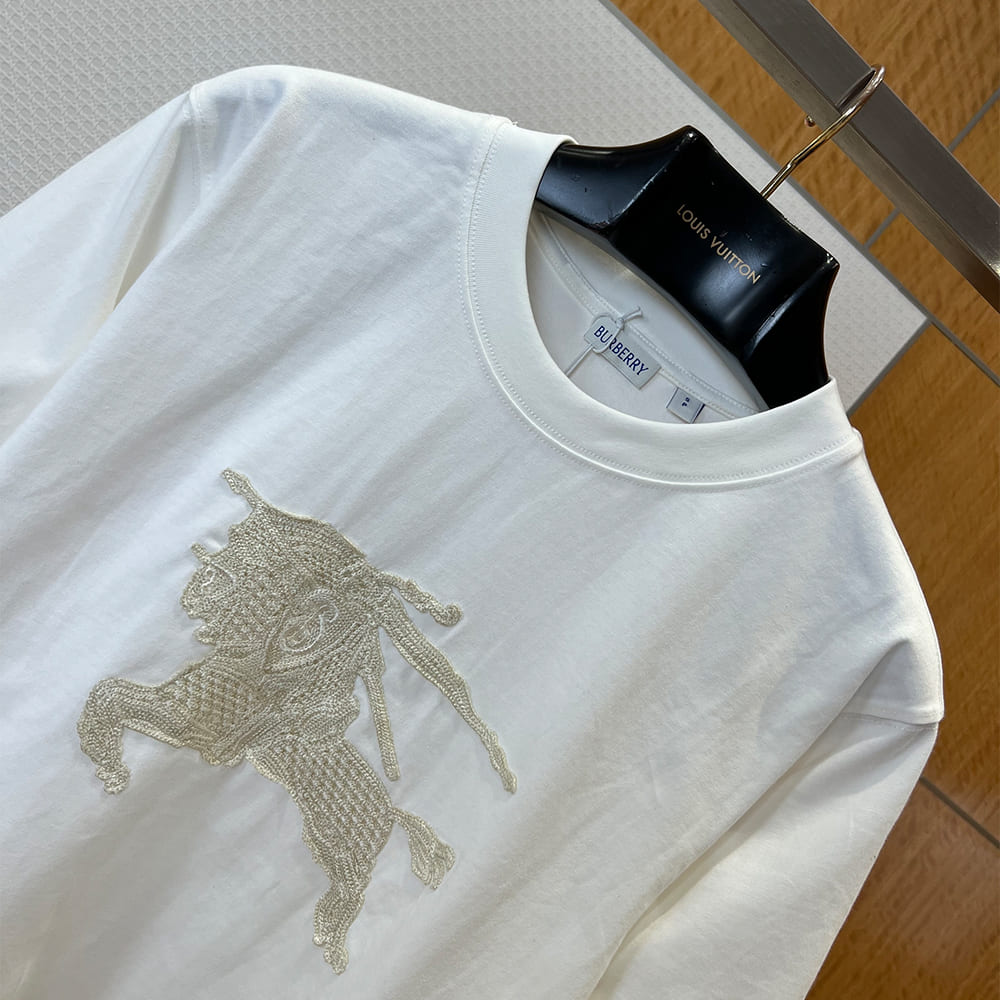 Bv*b*rry UNISEX SHIRT(size:XS|S|M|L)