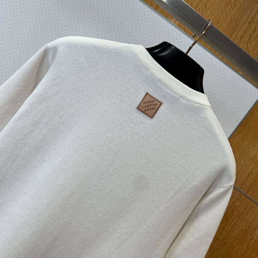 LV UNISEX SHIRT (size:S|M|L|XL)