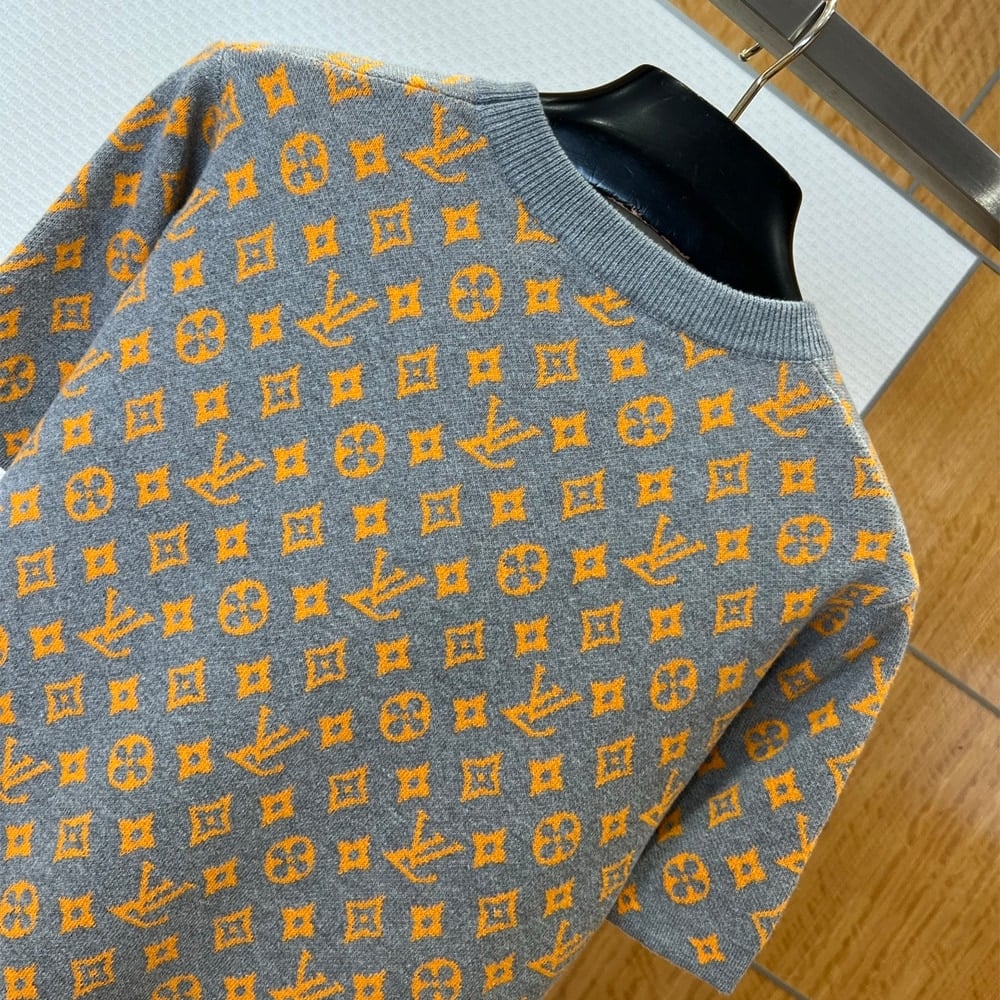 LV UNISEX SHIRT (size:S|M|L|XL)