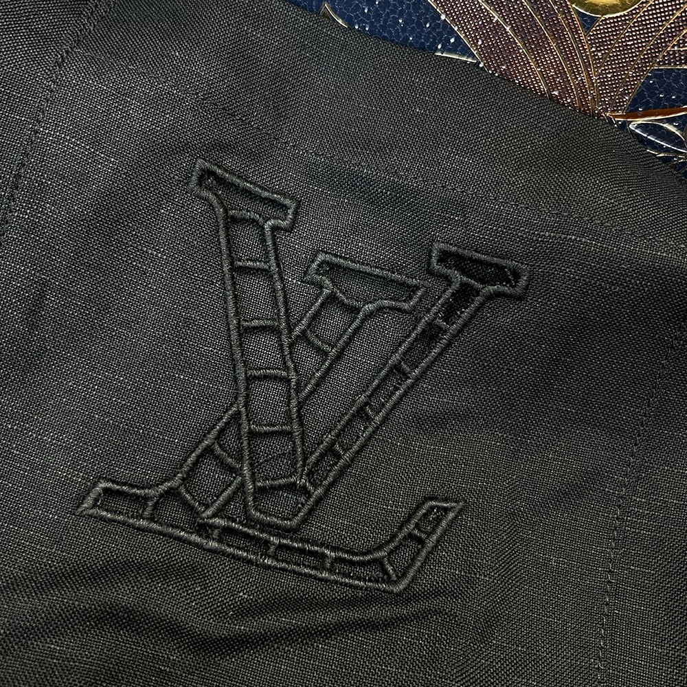LV UNISEX SHIRT(size:S|M|L|XL)