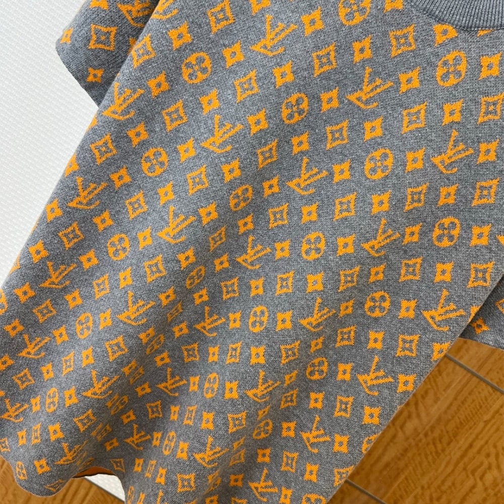 LV UNISEX SHIRT (size:S|M|L|XL)