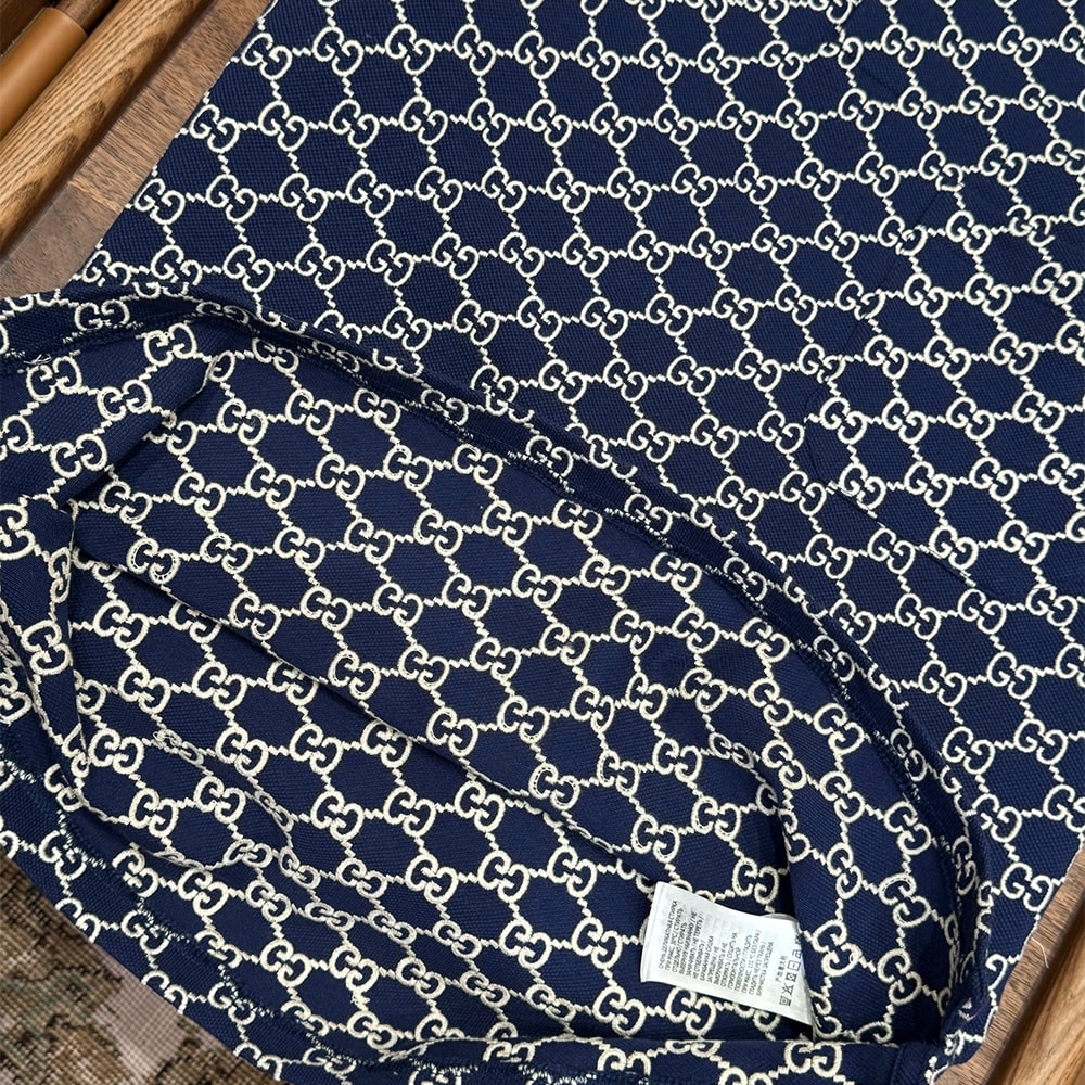 Gvc*1 UNISEX SHIRT(size:S|M|L|XL)