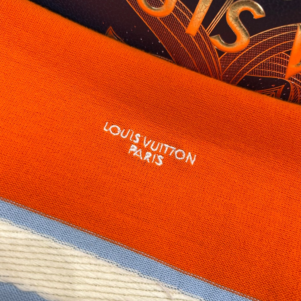 LV UNISEX SHIRT(size:S|M|L|XL)