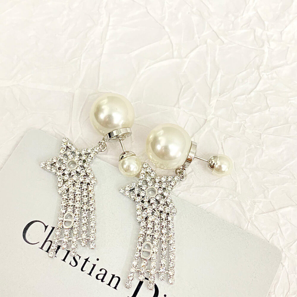 D10r PEARL EARRINGS