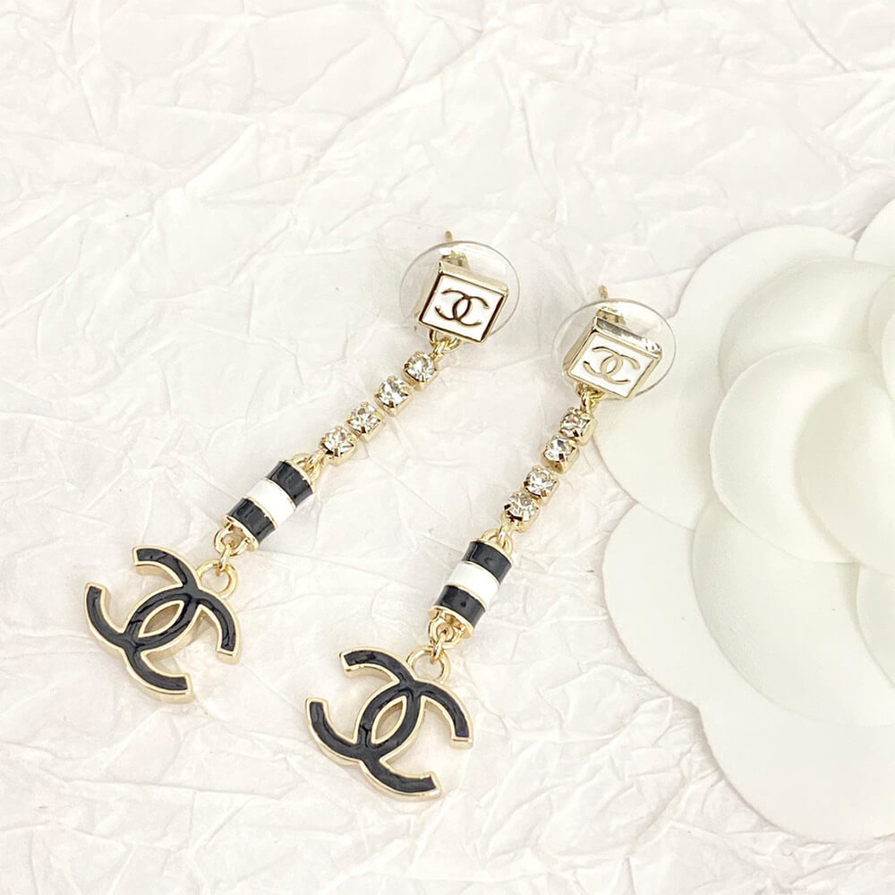 Ch**el D1am0nd EARRINGS