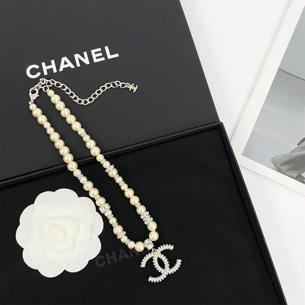 Ch**el NECKLACE