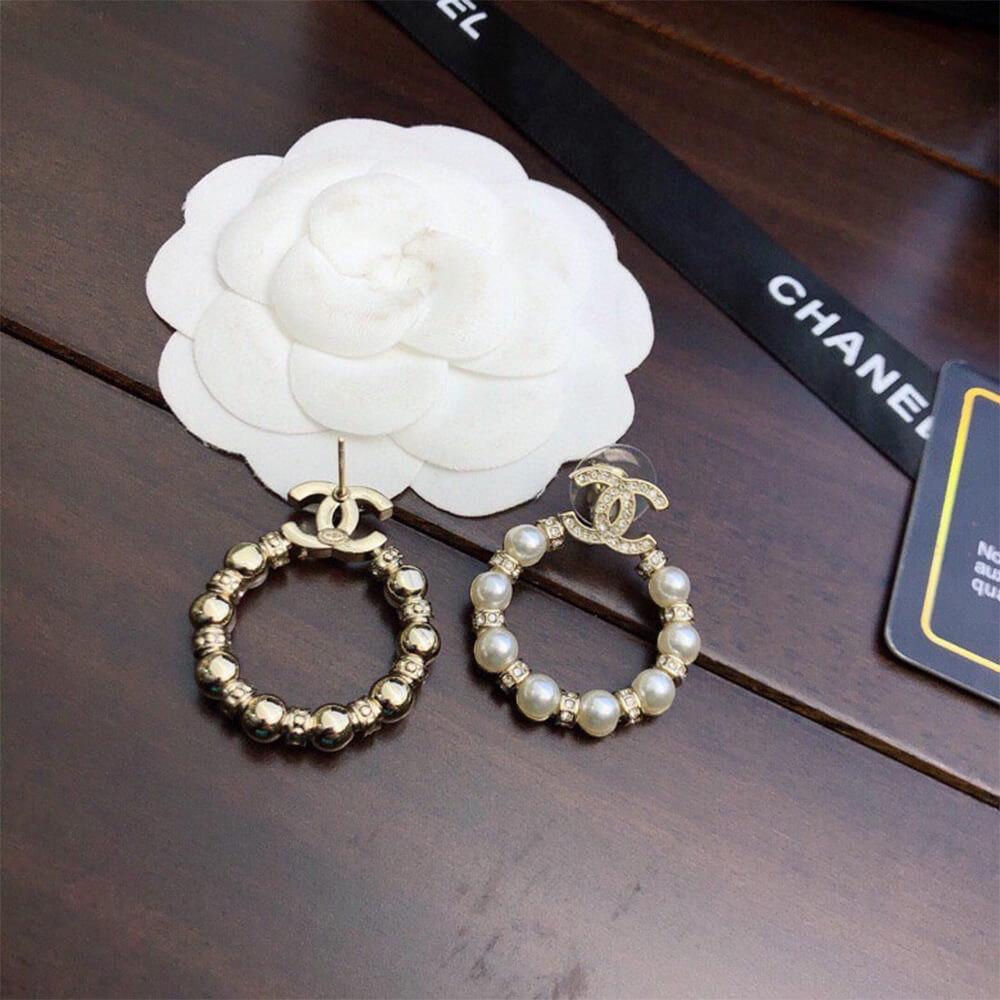 Ch**el PEARL EARRINGS