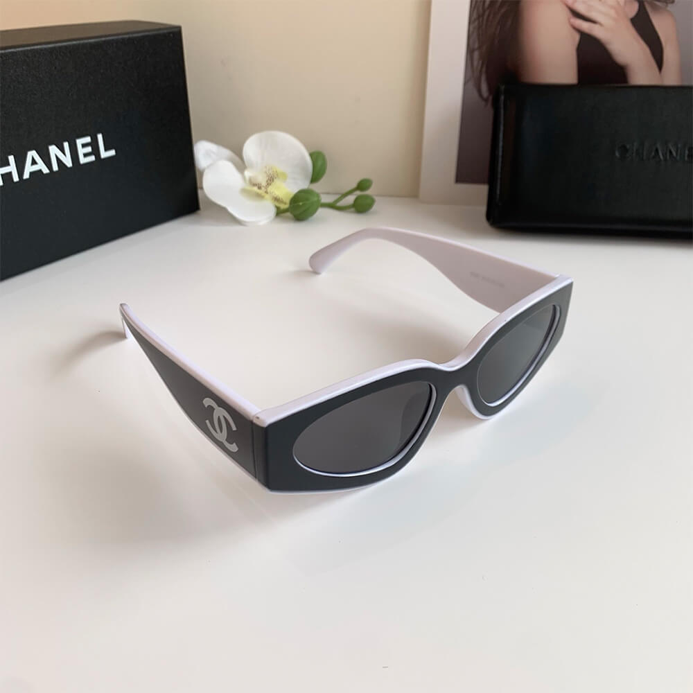 Ch**el SUNGLASSES