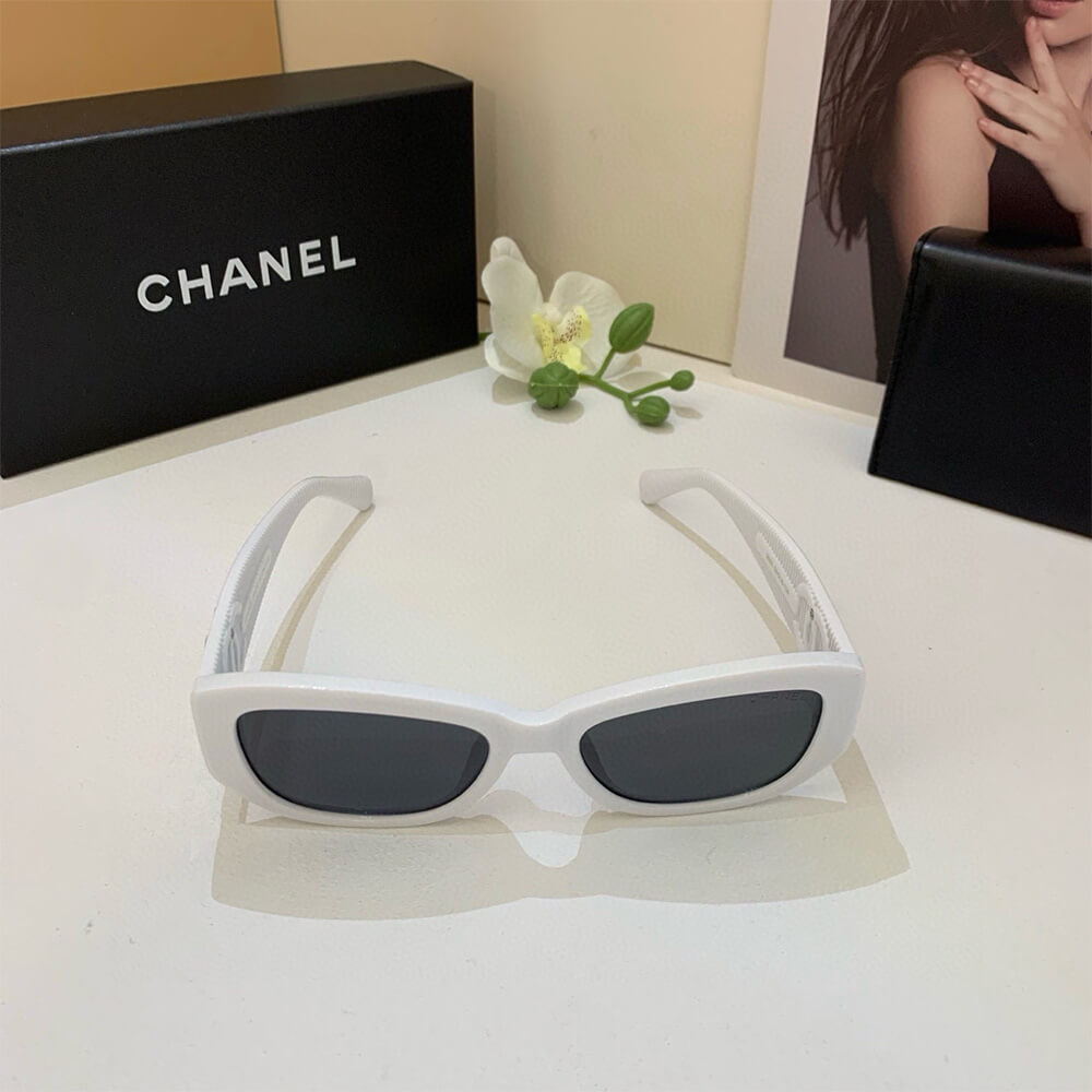 Ch**el SUNGLASSES