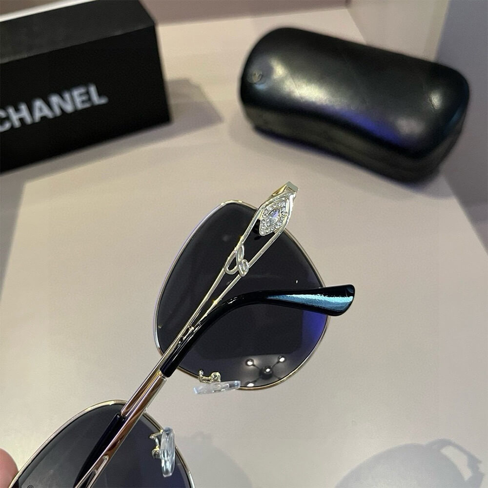 Ch**el SUNGLASSES