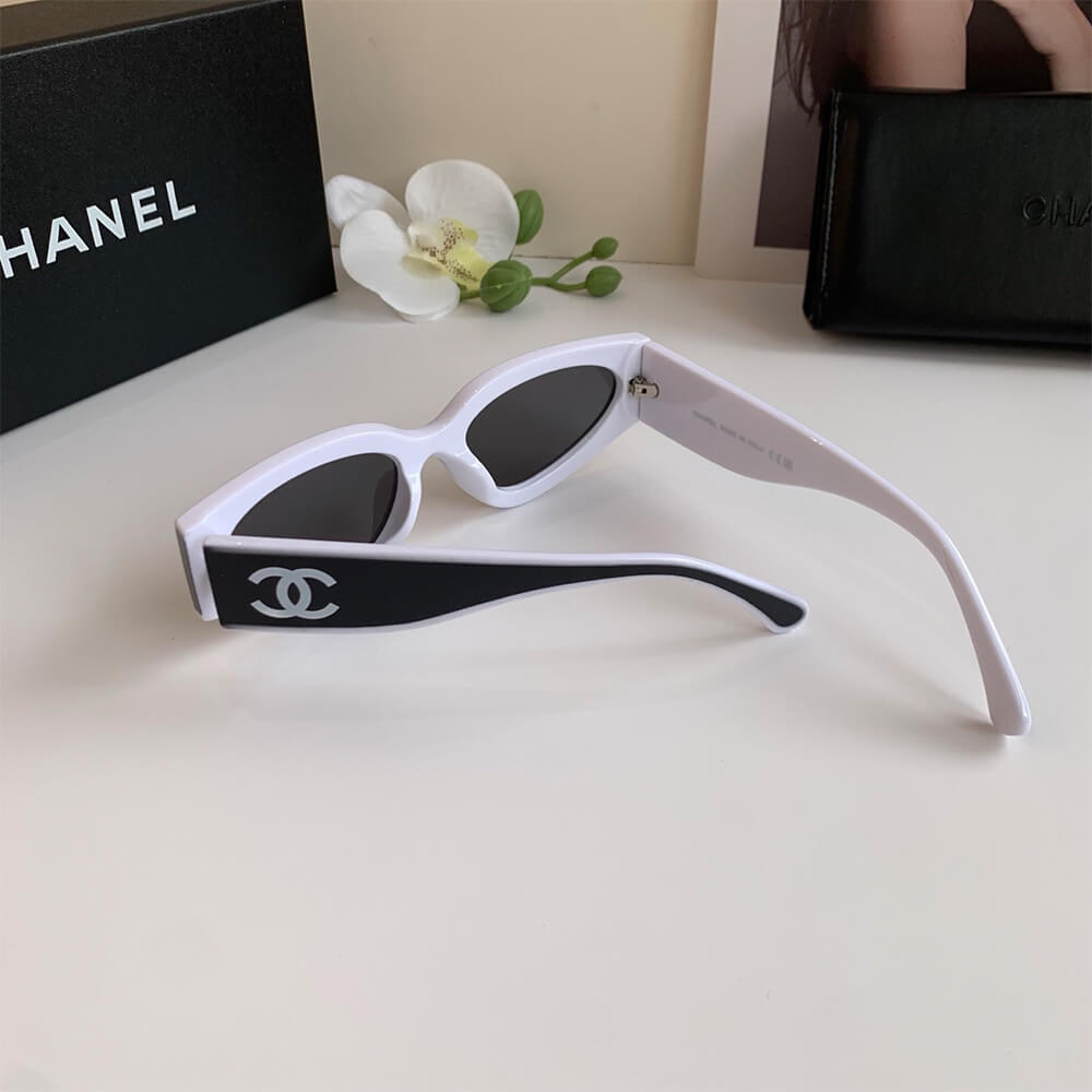 Ch**el SUNGLASSES