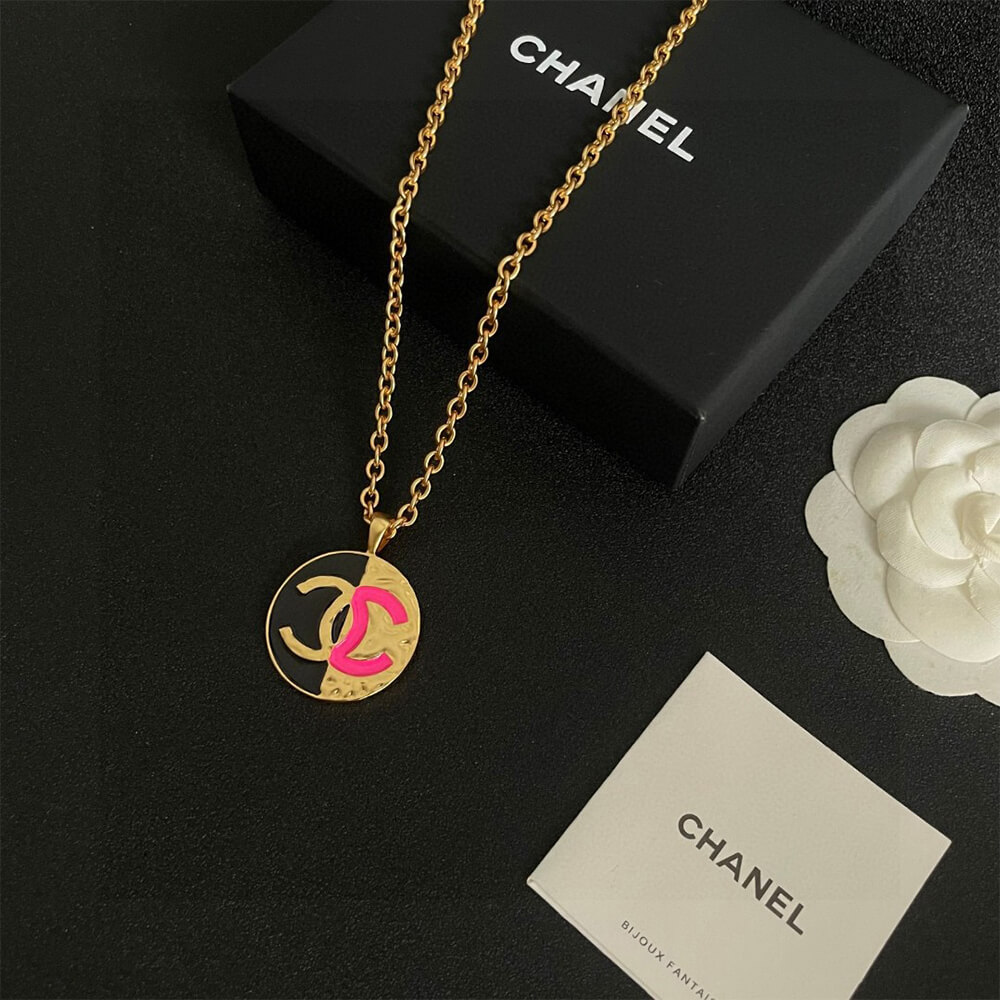 Ch**el Necklace