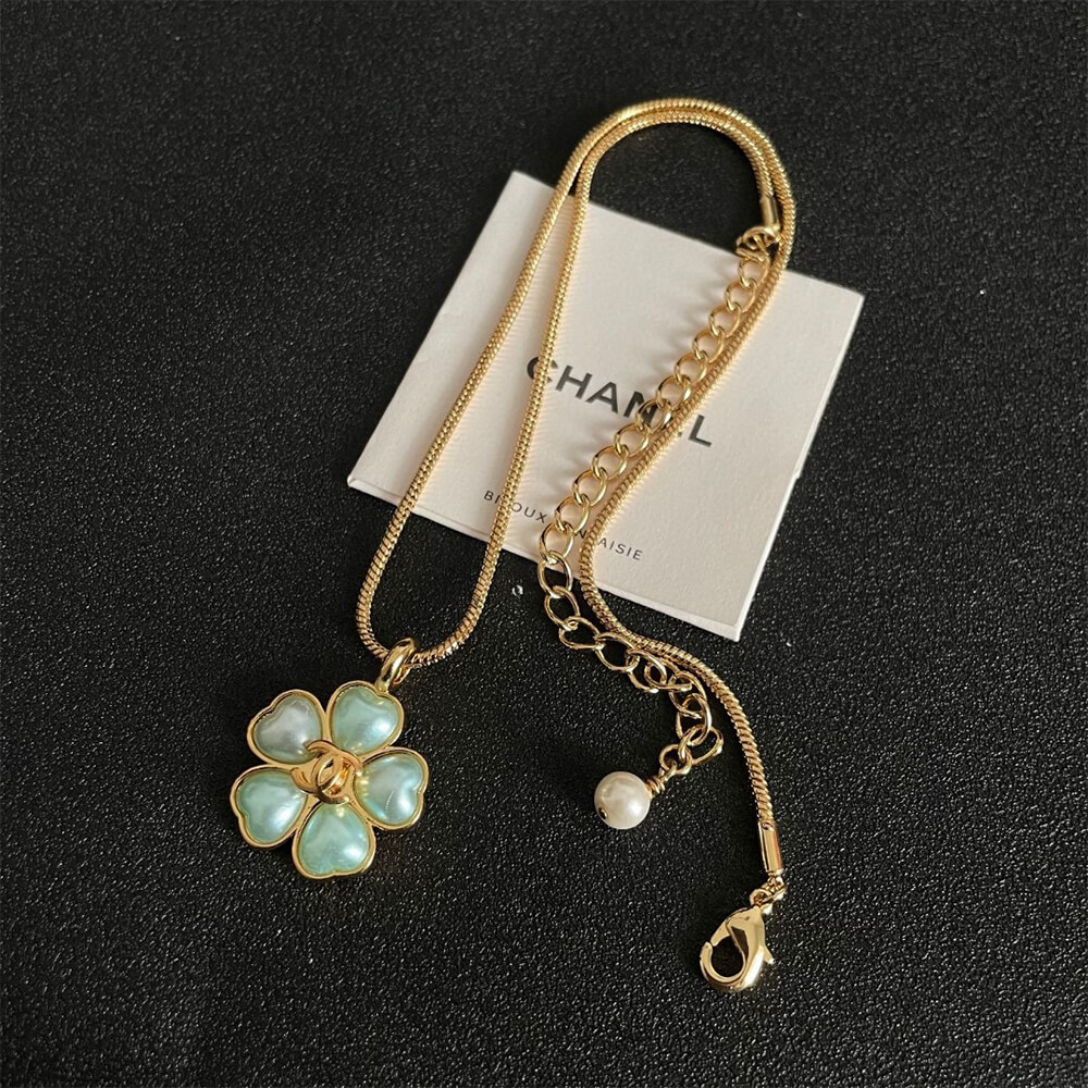 Ch**el Necklace