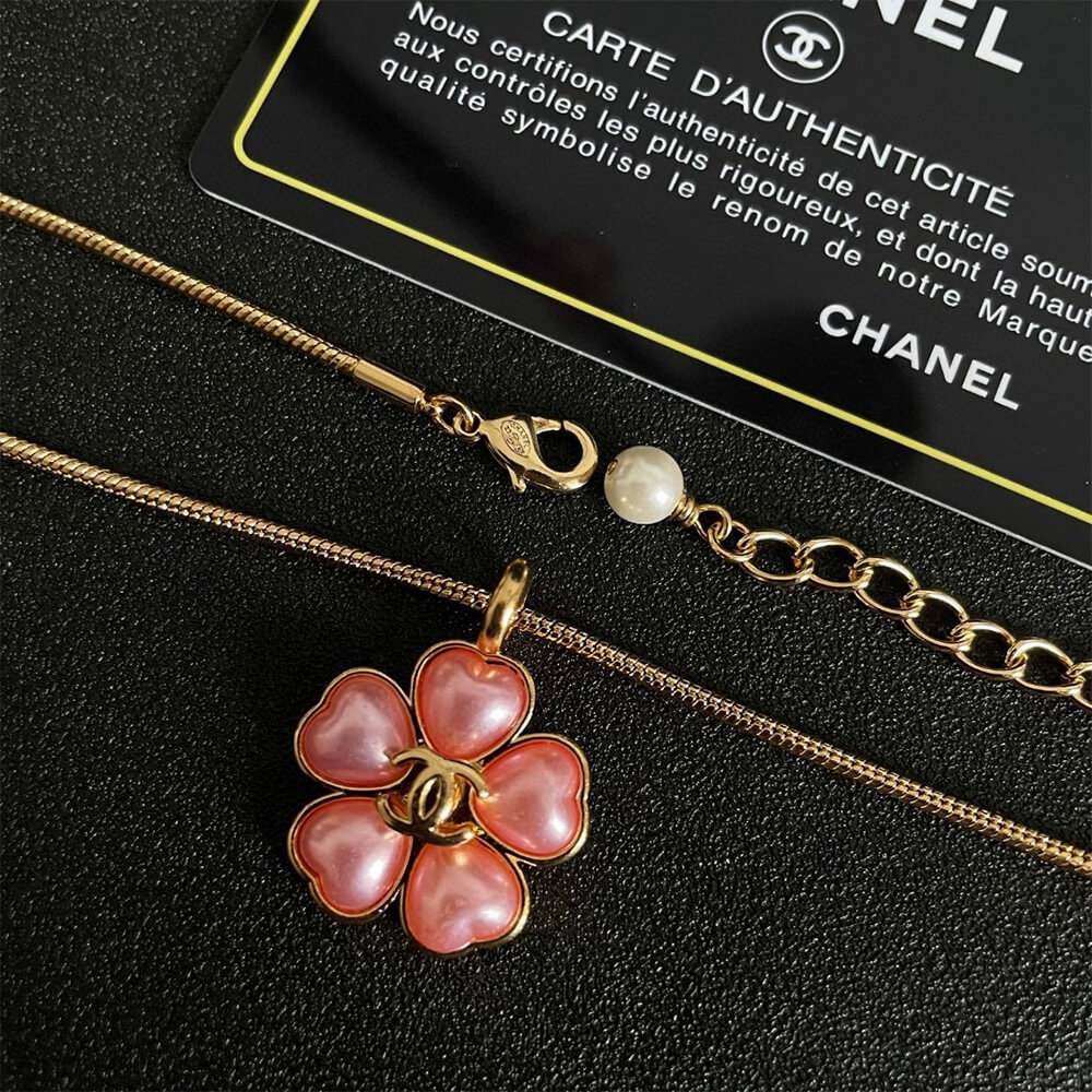 Ch**el Necklace
