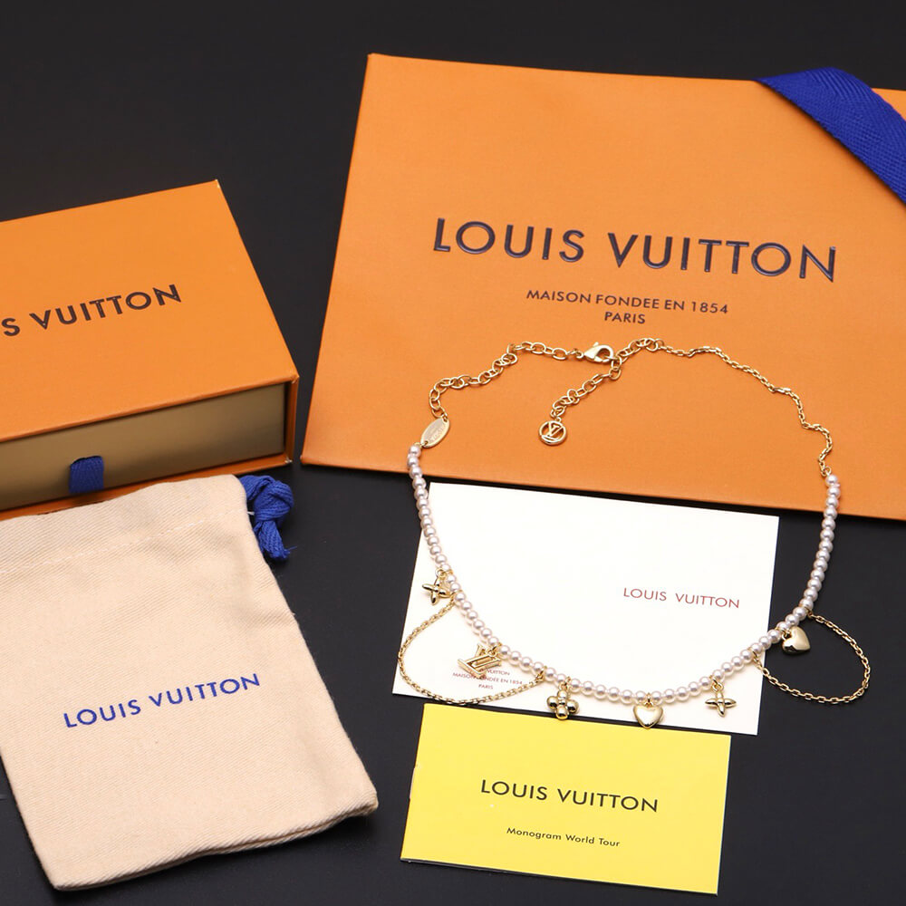 LV Blooming Pearls Necklace