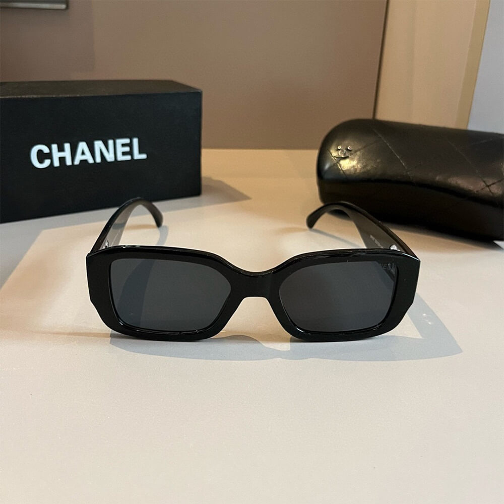 Ch**el SUNGLASSES