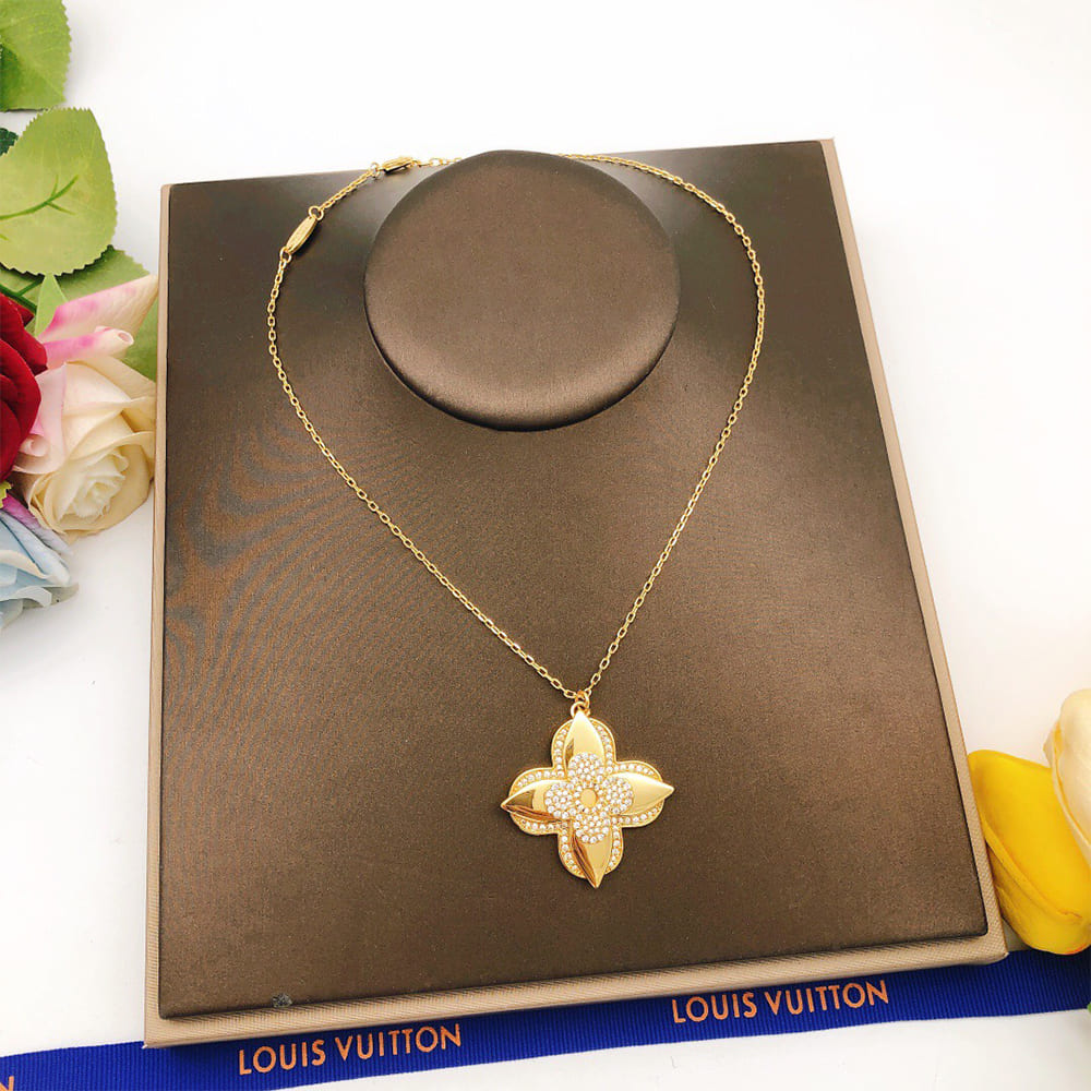 LV necklace