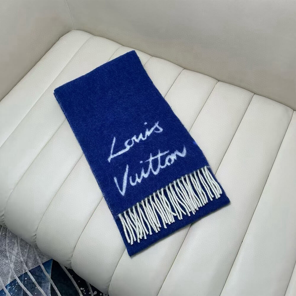 LV Fluffygram Scarf