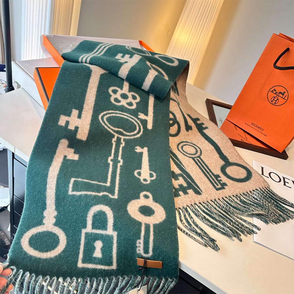 H**me5 Casaque Porte-Clefs Scarf