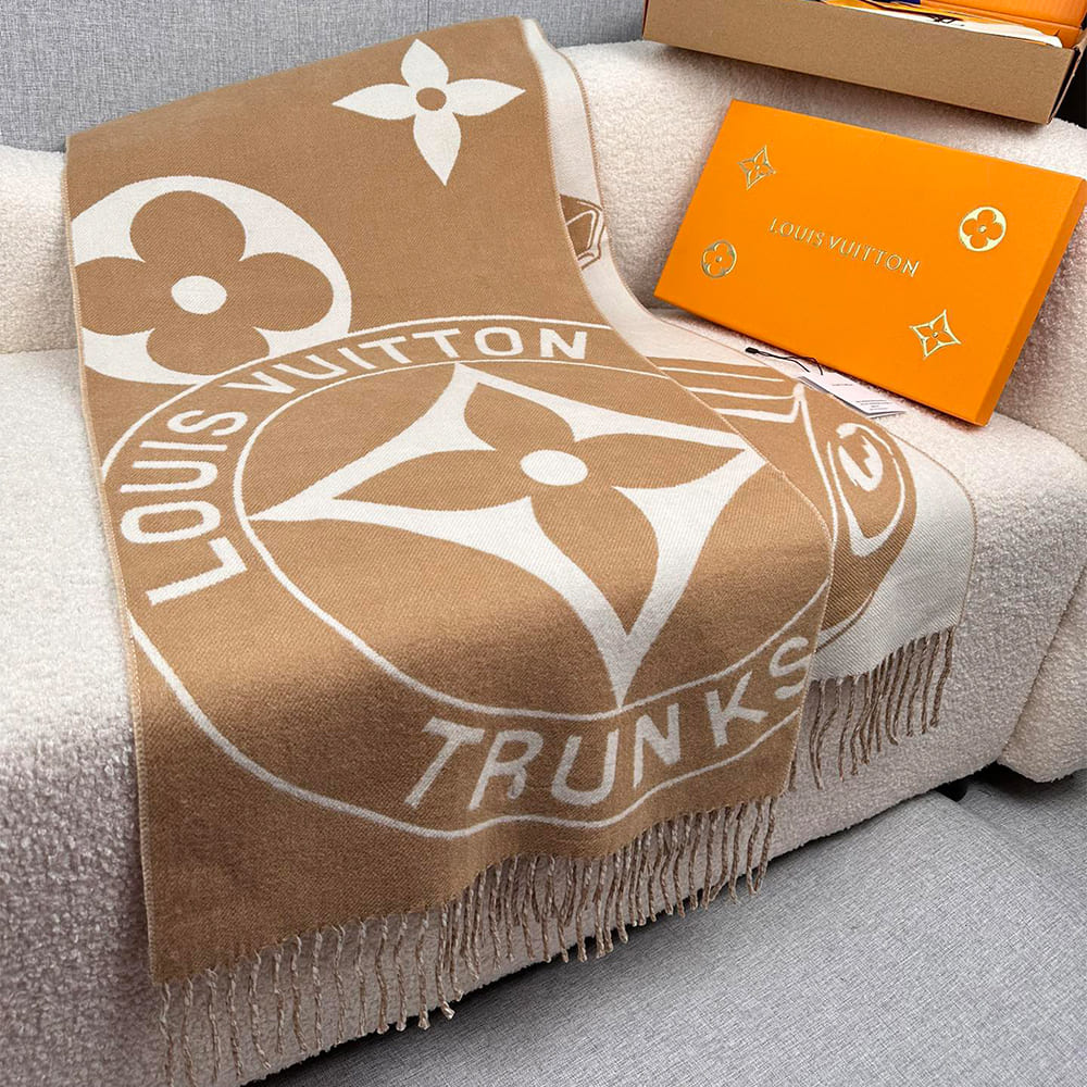 LV Lock And Keys Scarf