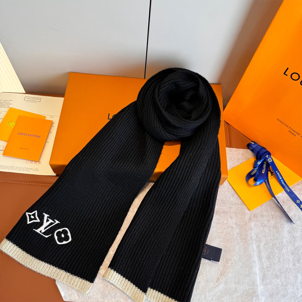 LV Headline Scarf