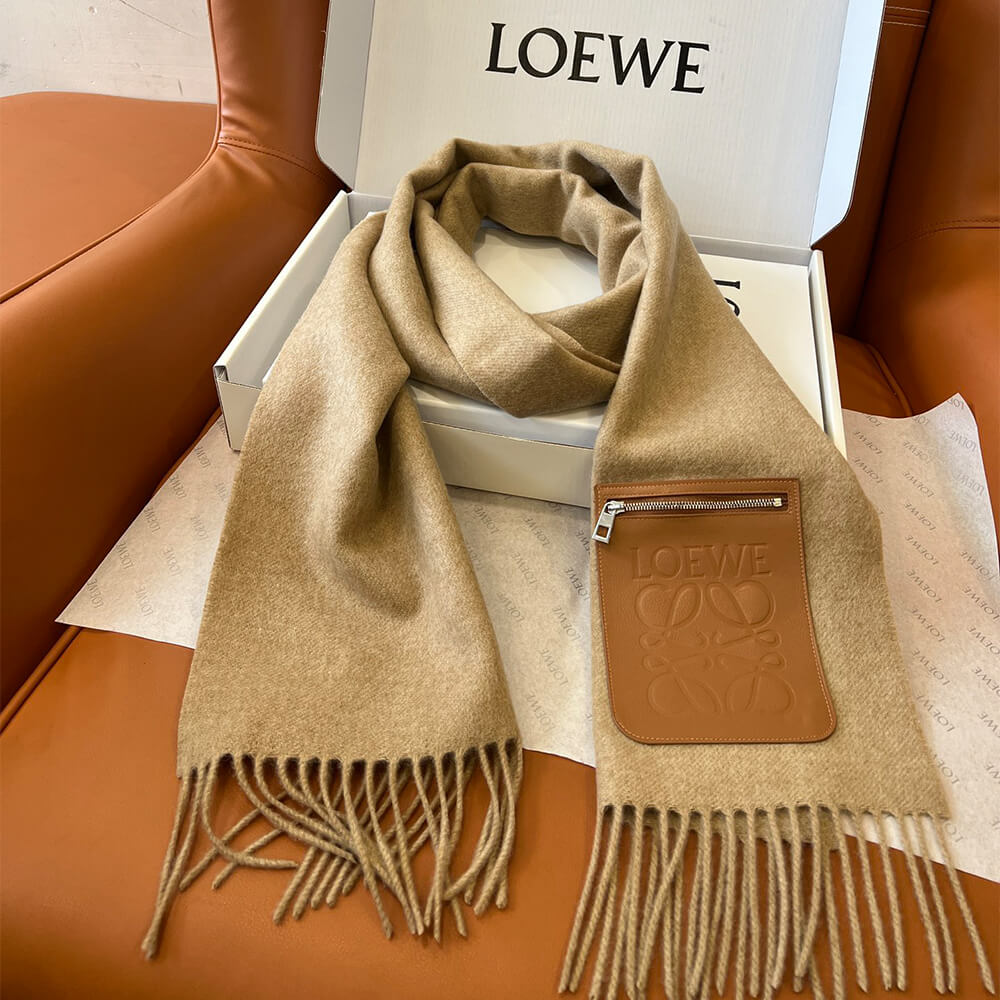 L0ew* Scarf in wool and cashmere