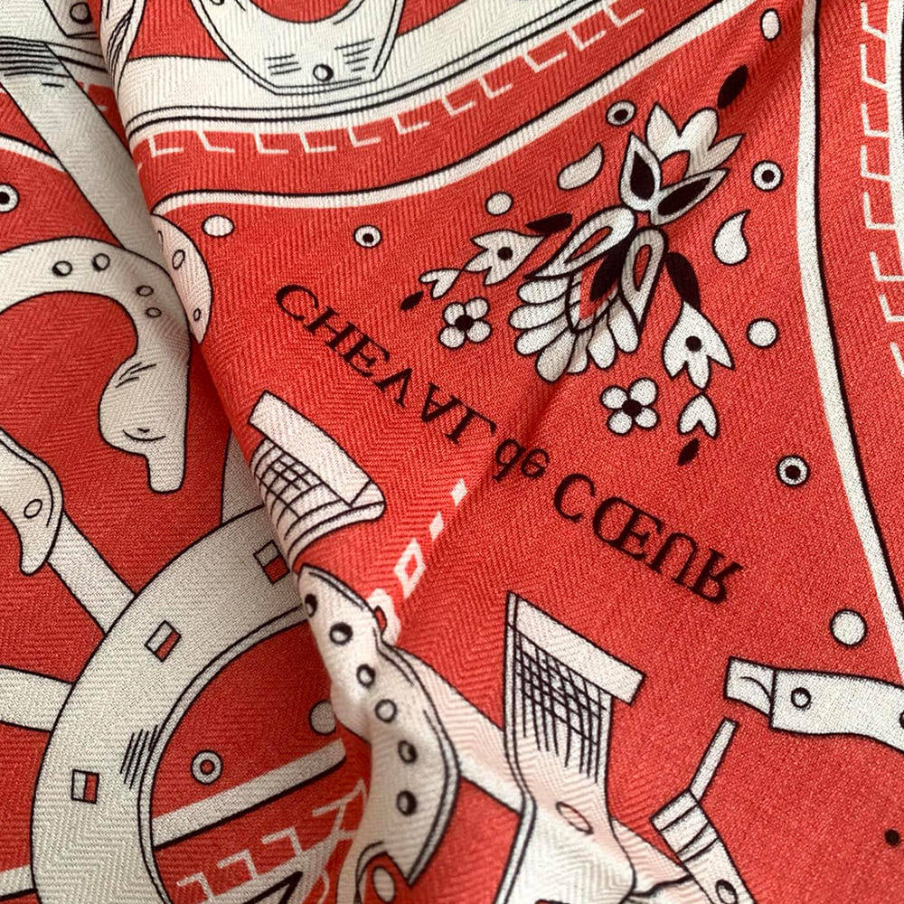 H**me5 Cheval de Coeur Bandana shawl 140