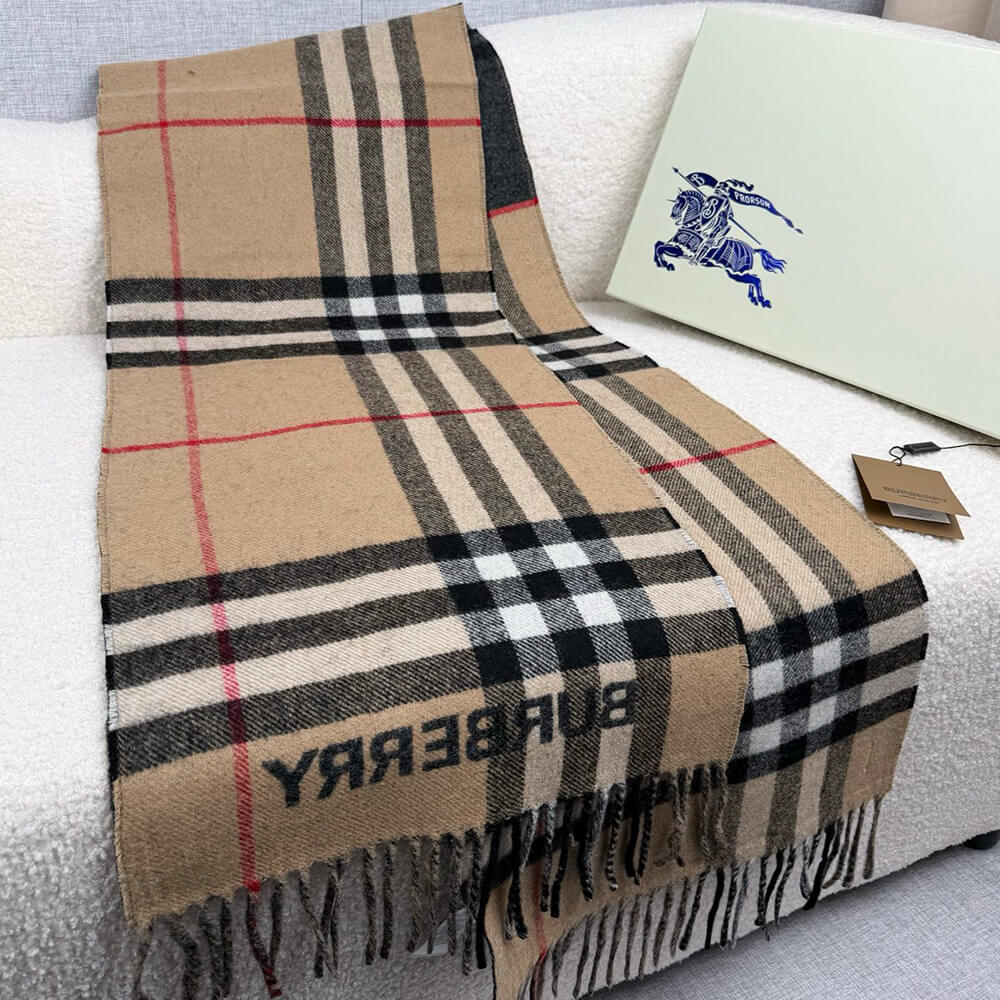 Bv*b*rry Contrast Check Cashmere Scarf