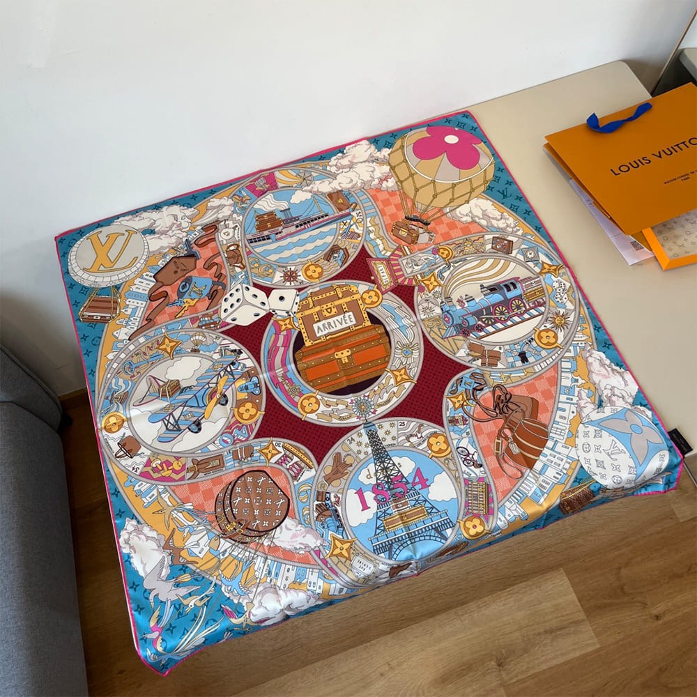 LV Journey Square 90