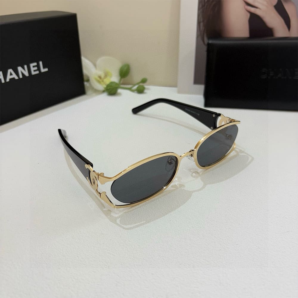 Ch**el SUNGLASSES