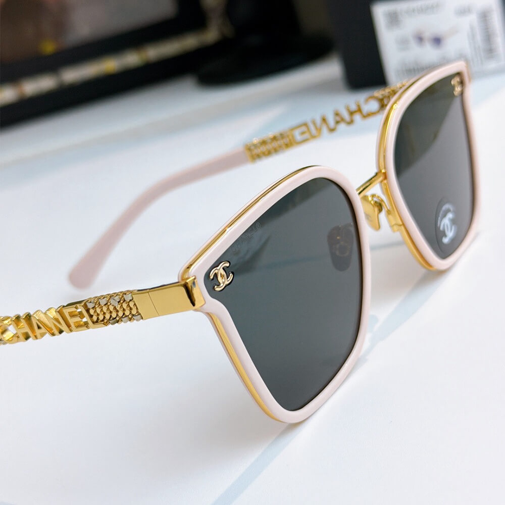 Ch**el SUNGLASSES