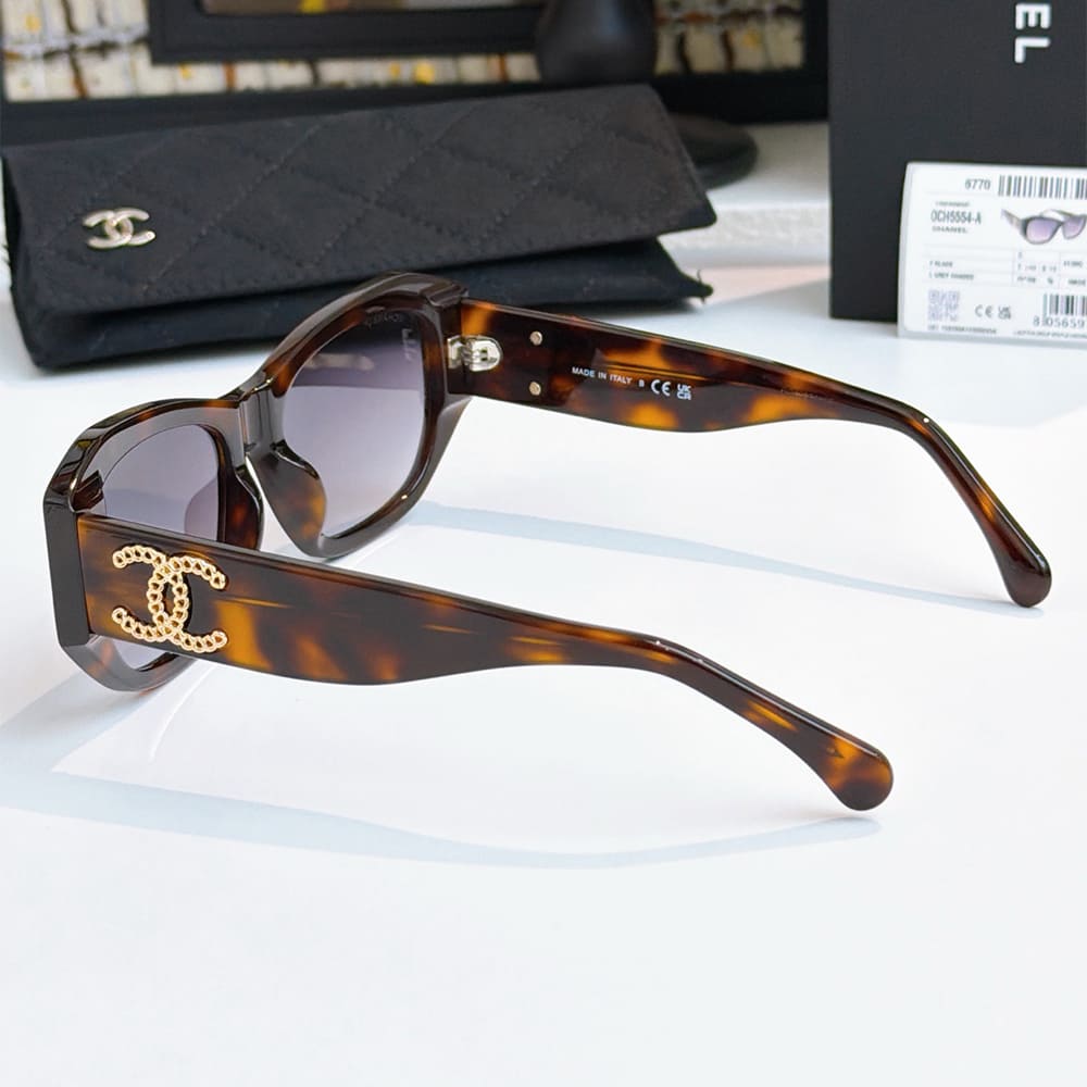 Ch**el Rectangle Sunglasses
